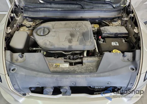 2015 Jeep Cherokee Limited z USA, uszkodzony, nr VIN 1C4PJMDS0FW581164